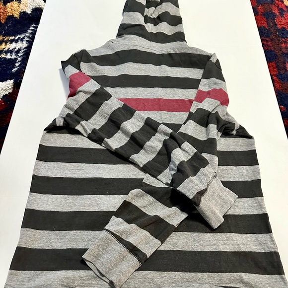 On the Byas Lightweight Hoodie | Gray/Black Striped | Size L | Excellent - Picture 5 of 5